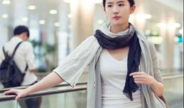 娱乐圈吃瓜刘亦菲,娱乐圈的瓜田，她如何成为焦点？